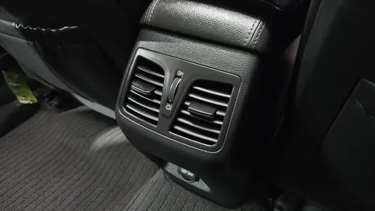 Hyundai LF 1.7 2016 31