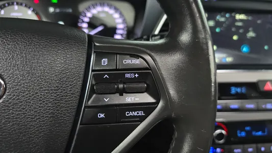 Hyundai LF 1.7 2016 28