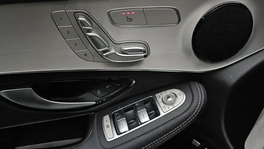 Mercedes-Benz GLC-Class X253 GLC300e 4MATIC 2020 29