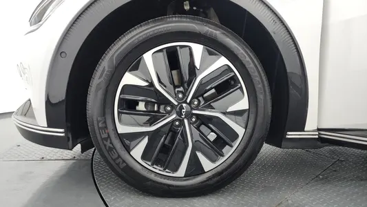 Kia EV6 2022 5