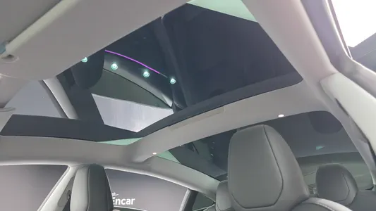 Tesla 3 RWD 2024 17