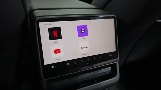 Tesla 3 RWD 2024 28