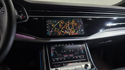 Audi Q8 (4M) 55 TFSI 2022 12