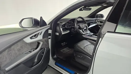 Audi Q8 (4M) 55 TFSI 2022 10