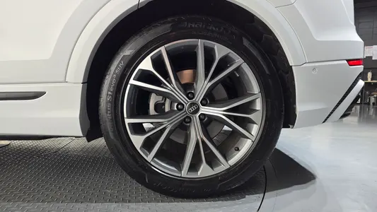 Audi Q8 (4M) 55 TFSI 2022 21