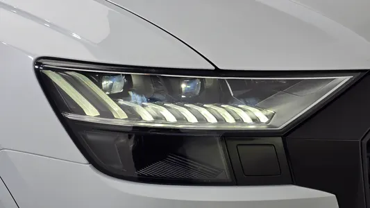 Audi Q8 (4M) 55 TFSI 2022 22