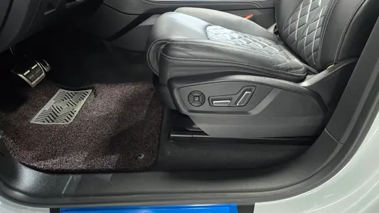 Audi Q8 (4M) 55 TFSI 2022 29