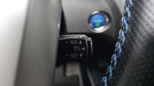 Toyota 프리우스 1.8 E 2012 16