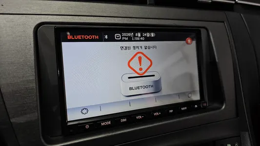 Toyota 프리우스 1.8 E 2012 17