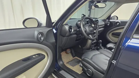 MINI D ALL4 2016 11