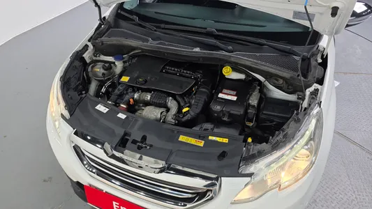 Peugeot 2008 1.6 BlueHDi 2017 6