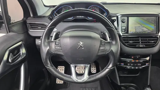 Peugeot 2008 1.6 BlueHDi 2017 13
