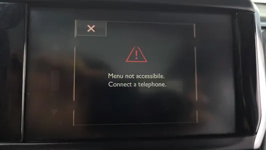 Peugeot 2008 1.6 BlueHDi 2017 16