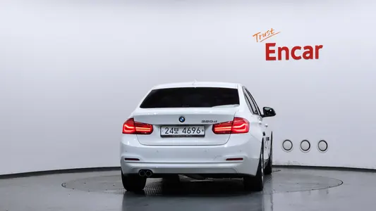 BMW 3 Series (F30) 320d 2018 4