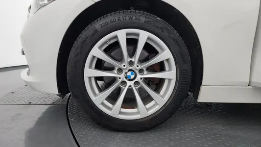 BMW 3 Series (F30) 320d 2018 5