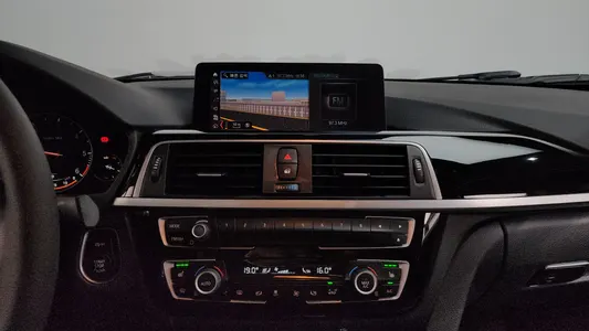 BMW 3 Series (F30) 320d 2018 12