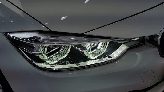 BMW 3 Series (F30) 320d 2018 22