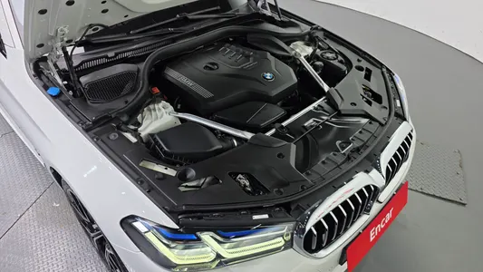BMW 5 Series (G30) 530i xDrive M 2023 6