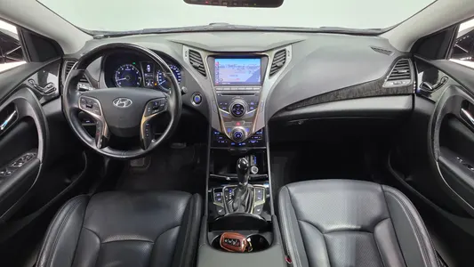 Hyundai Grandeur HG HG240 2011 7