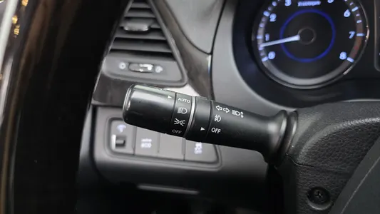 Hyundai Grandeur HG HG240 2011 18