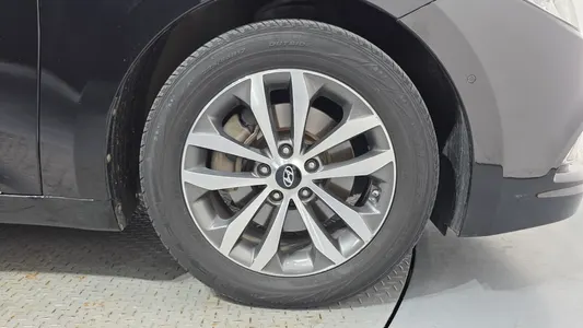 Hyundai Grandeur HG HG240 2011 21