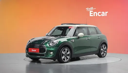 MINI 5 60 2019