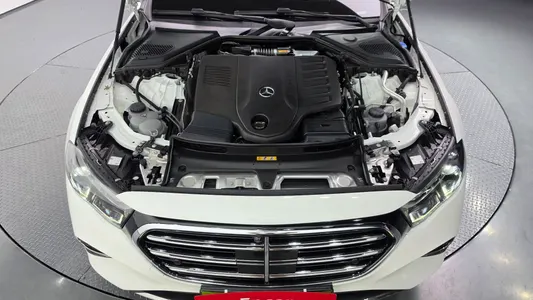 Mercedes-Benz E-Class W214 E450 4MATIC 2025 6