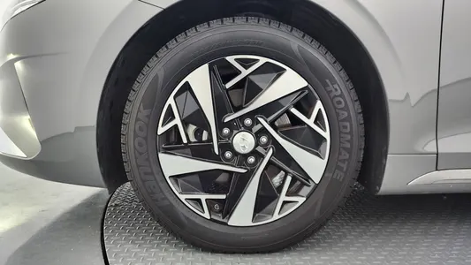 Hyundai IG 2022 5