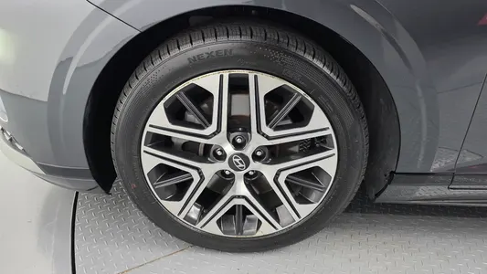 Hyundai (GN7) 3.5 LPG 2WD 2022 4