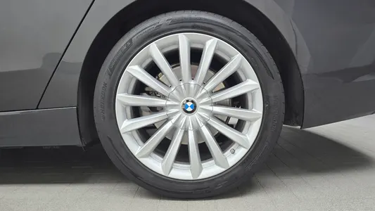 BMW 6 Series GT (G32) 630i xDrive 2022 22