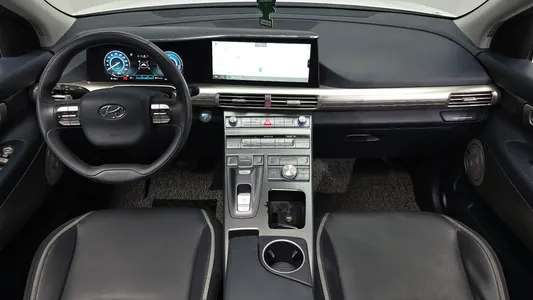 Hyundai 넥쏘 2022 7