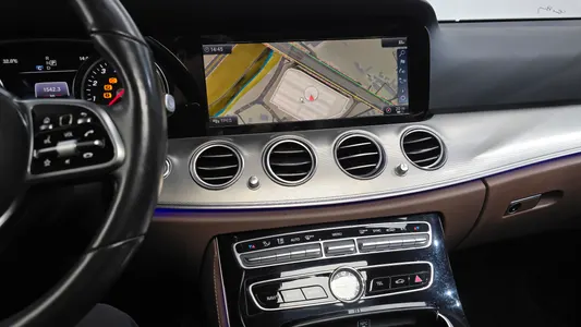 Mercedes-Benz E-Class W213 E300 2019 11