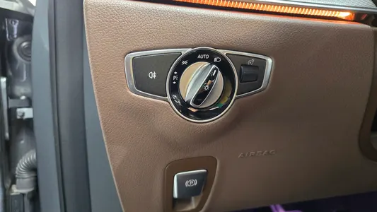 Mercedes-Benz E-Class W213 E300 2019 18