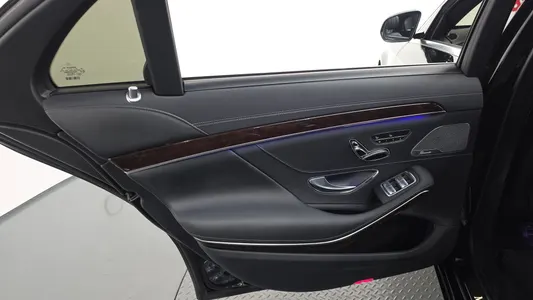Mercedes-Benz S-Class W222 S560L 4MATIC 2020 25