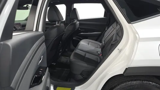 Hyundai (NX4) HEV 1.6 2WD 2026 11