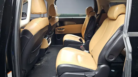 Kia Carnival 9 2020 12