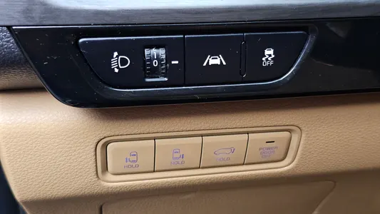 Kia Carnival 9 2020 18