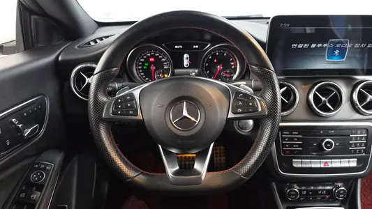 Mercedes-Benz CLA-Class C117 CLA220 AMG Line 2018 12