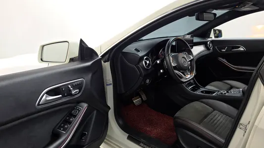 Mercedes-Benz CLA-Class C117 CLA220 AMG Line 2018 10