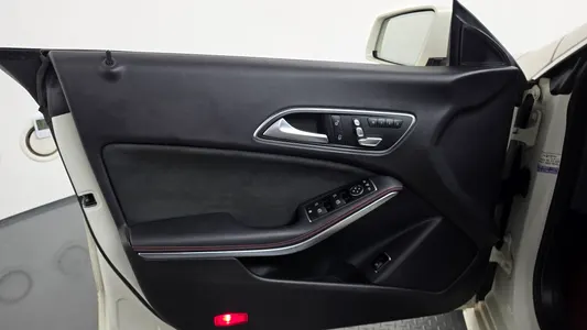 Mercedes-Benz CLA-Class C117 CLA220 AMG Line 2018 24