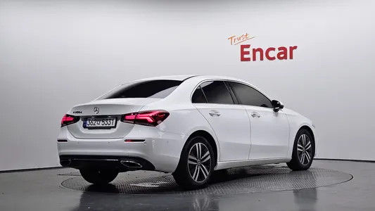 Mercedes-Benz A-Class W177 A200d 2021 1