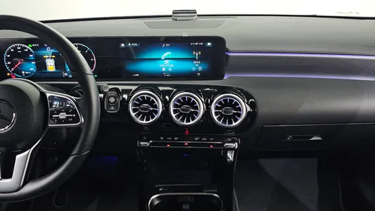 Mercedes-Benz A-Class W177 A200d 2021 13