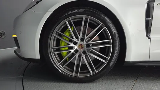 Porsche (971) 2.9 AWD E- 2020 4