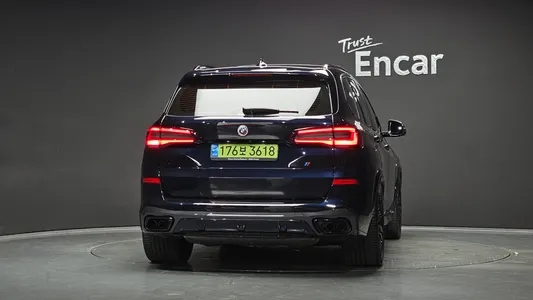 BMW X5 (G05) M50i 2023 4