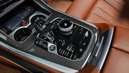 BMW X5 (G05) M50i 2023 9