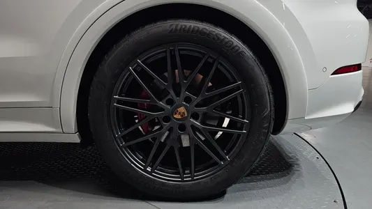 Porsche (PO536) 4.0 GTS 2025 21