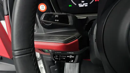 Porsche (PO536) 4.0 GTS 2025 31