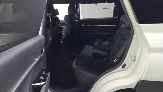 KG Mobility EVX E7 2024 12