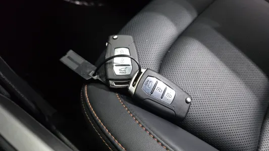 KG Mobility EVX E7 2024 17