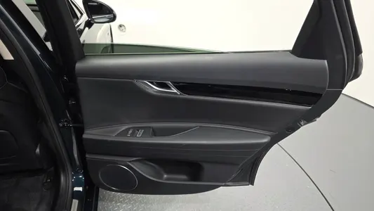Genesis G80 (RG3) 2.5 2WD 2023 25